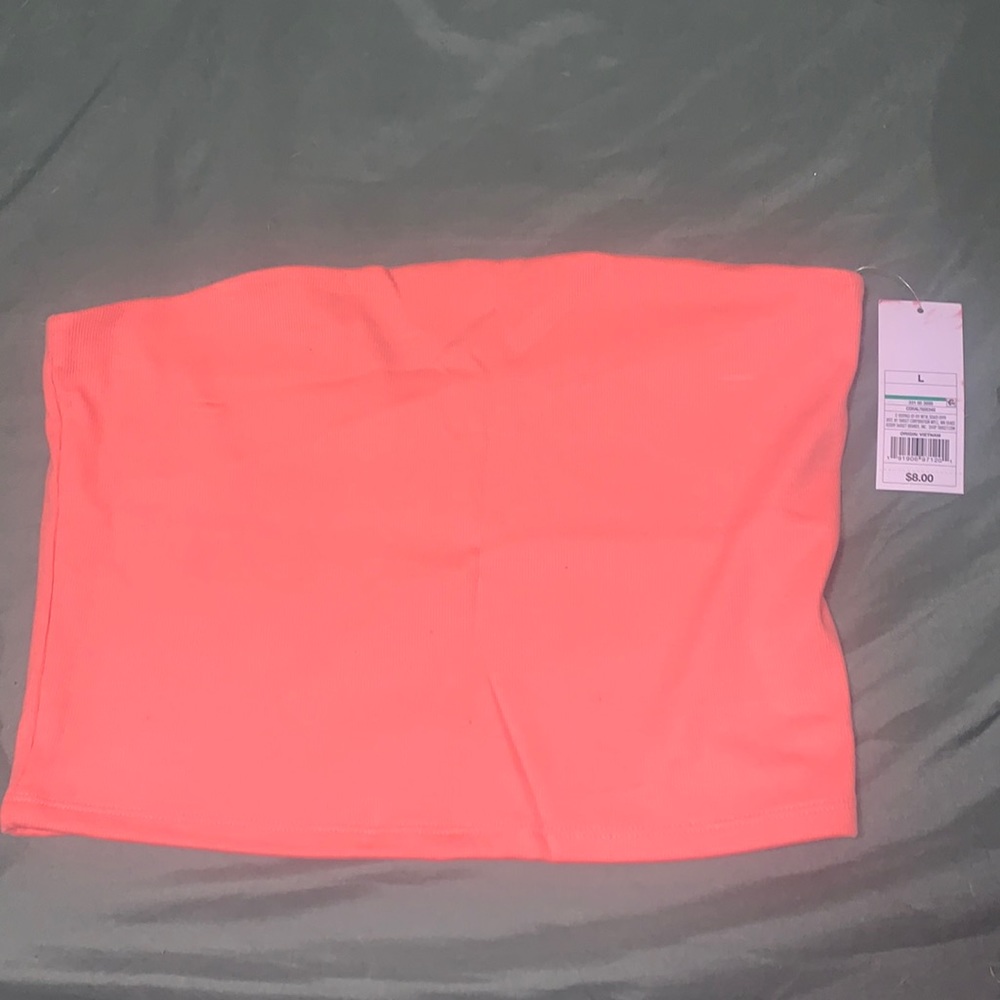 Melon colored crop top